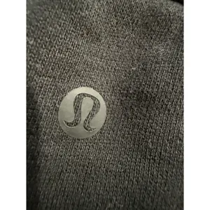 Lululemon Scuba High-Rise Short 4.5" Black‎ Cotton Fleece LW7CBOS Womens Size 2 thumbnail 3