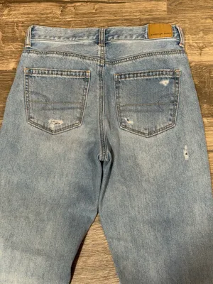 American Eagle Distressed Ripped Jeans Light Wash Size 2 Long thumbnail 9