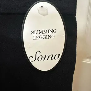 Soma black slimming crop leggings NWT thumbnail 5