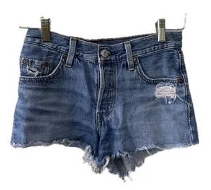 Levi's 501 Relaxed Fit Distressed Frayed Raw Hem Button Fly Denim Shorts 23 thumbnail 1