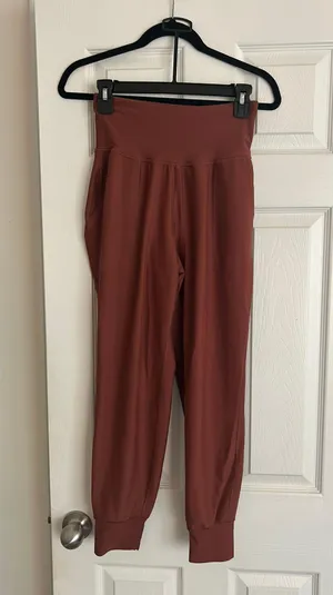 Old Navy Power Soft Joggers Active High-Rise thumbnail 1