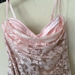 HOUSE OF CB 'Azzurra' Rose‎ Pink Lace Godet Gown NWOT size M thumbnail 7