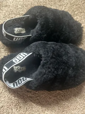 UGG Black Fuzzy Logo Strap Slide Sandals 6. No flaws thumbnail 6