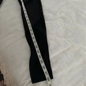 Alo Yoga Black Mesh Panel High Waisted Leggings thumbnail 2