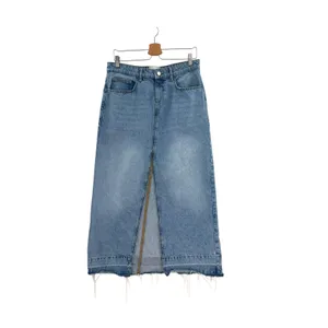Urban Outfitters BDG Mandi Denim Maxi Skirt Raw Hem Front Slit Blue‎ Size Medium thumbnail 3