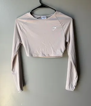 Gymshark Women’s XS Long Sleeve Cropped Athletic Workout Top Beige thumbnail 1