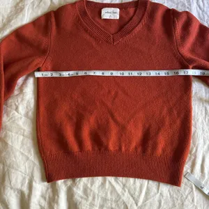 Aritzia Wilfred Free Palomino Merino Wool V Neck Sweater Orange Size Medium thumbnail 5