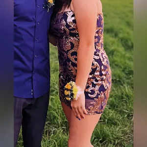 Windsor homecoming dress thumbnail 2