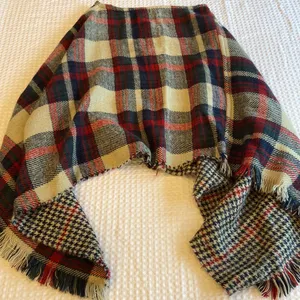 Fleece Sweater Blanket Poncho Tartan Plaid One Size Red Navy Tan Hunter Green thumbnail 6