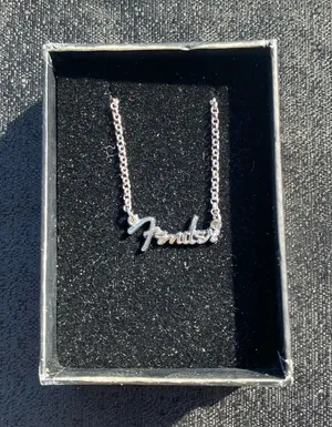 💎🩶 Vintage Y2K 2000s NWT Fender Monogram Statement Silver Tone Metal Pendant & Ball Chain Necklace $19.99 🩶💎 thumbnail 1