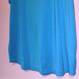 Athleta Stratus II Tee Short Sleeve Shirt Women M Athleisure Travel Errands Gym thumbnail 3