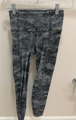 Lululemon Leggings thumbnail 1
