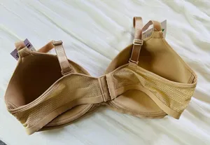 Hanes Oh So Light Women's Wireless T-Shirt Bra thumbnail 2