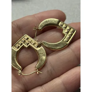 Vintage 14k Yellow Gold Hearts Hollow Hoop Earrings 3.2 Grams WITH DENTS thumbnail 5