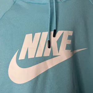 Nike Light Blue‎ Pullover Hoodie Unisex Medium Classic Swoosh Logo Cozycore thumbnail 3