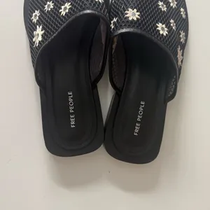 Free People Becky Daisy Embroidered Mules in Black 9 thumbnail 6