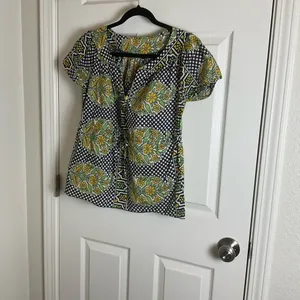 Floral Print Women's Top 100% cotton size medium thumbnail 8