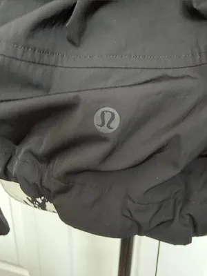 lululemon athletica Oversized Lightweight Cinch Bomber Jacket thumbnail 6