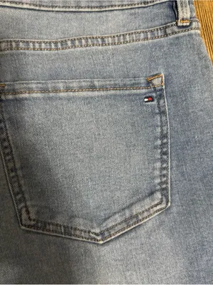 Tommy Hilfiger Jeans Light Wash Mid Rise Denim Jeans Shorts Size 10 thumbnail 6