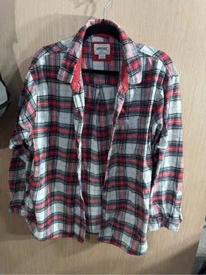 Women’s American Eagle Outfitters Red and White Plaid Button-Down Shirt Large thumbnail 1