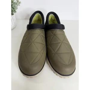 L.L. Bean Women's Ultralight Primaloft‎ Waterproof Slip On Shoes 9M Outdoorsy thumbnail 4