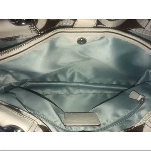 ✨2xHP✨COACH
Signature Satchel Bag✨  thumbnail 4