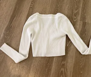 White long sleeve top Size XS thumbnail 2