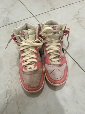 Nike Pack Pink Hoops Dunk High Sneakers Size 7.5 US thumbnail 3