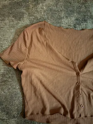 Brown Cropped SHEIN Top  thumbnail 2