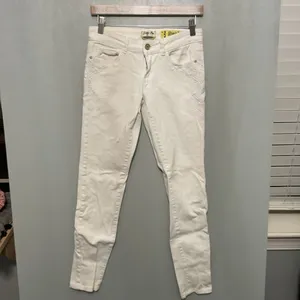 Indigo Rein Womens Skinny Jeans White Floral Embroidered Low Rise Size 3 thumbnail 2