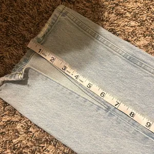 Abercrombie & Fitch The ‘90s Straight Ultra High Rise Jeans thumbnail 8