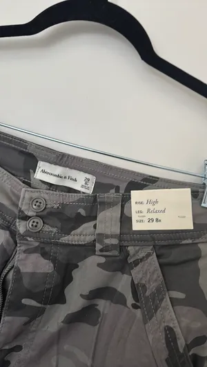 Abercrombie Camo cargo thumbnail 2