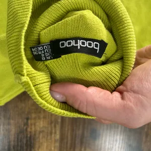 Boohoo Lime Green Turtleneck Sweater | Lightweight Knit Pullover US4 thumbnail 4