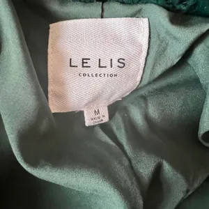 NEW Le Lis Plush Zip-Front Sherpa Jacket thumbnail 2
