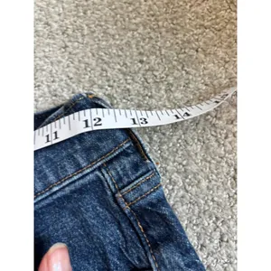 Gap Mom Jean High Rise Size 24/00R Dark Wash Blue Distressed Vintage Style thumbnail 6