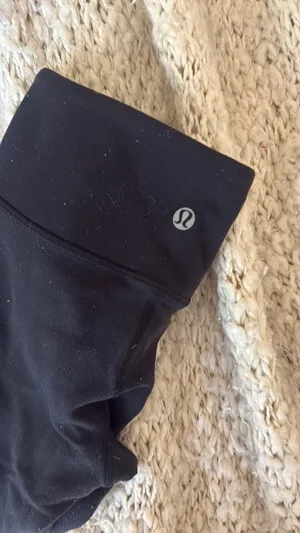 Lululemon Crop Leggings Black  thumbnail 2