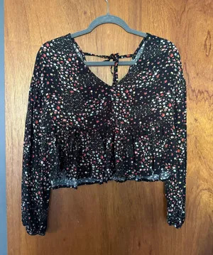 Cropped Long Sleeve thumbnail 1