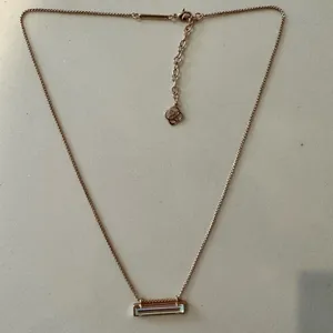 Kendra Scott Leanor Rose Gold Chain Dichroic Glass Rainbow Bar Pendant Necklace thumbnail 5
