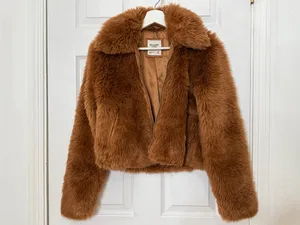 Abercrombie & Fitch Women’s XS Brown Faux Fur Cropped Jacket Zip Chic Glam Y2K thumbnail 4