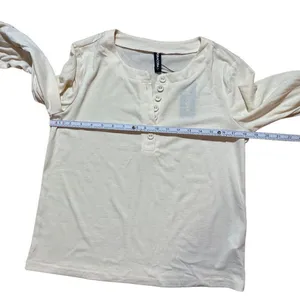 NEW Noracora‎ cream long sleeve blouse with floral embroidered detail sz S thumbnail 5