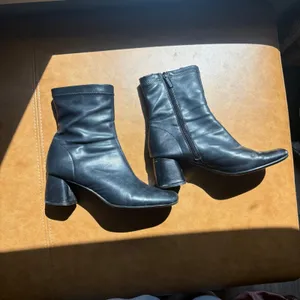 Black Square Toe Block Heel Ankle Boots Side Zip Sock Booties Size 39 thumbnail 3