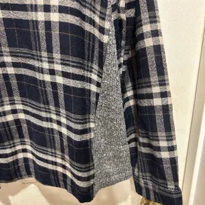 Hem & Thread Navy Blue Plaid Mixed Media Knit‎ Back Flannel Shirt Womens Large thumbnail 4