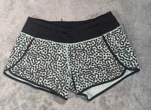 Lululemon mint shorts size 10 leopard print thumbnail 1
