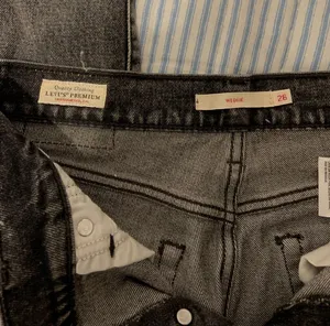 Levi's Wedgie Straight Black Jeans thumbnail 5