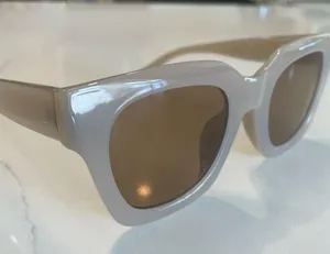 LIKE NEW Beige Tan Square Shaped Women's Sunglasses thumbnail 1