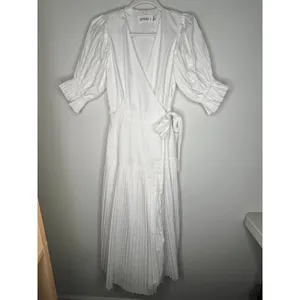Sovere Pleated Wrap Midi Dress Size XS thumbnail 2