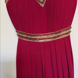 Sublime Beaded V-Neck Maxi Dress in Burgundy thumbnail 4