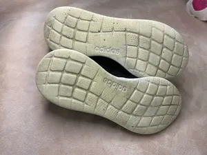 adidas Women’s sneaker Shoes Size 8 thumbnail 7