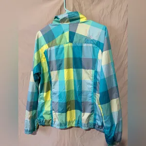 North face jacket thumbnail 3