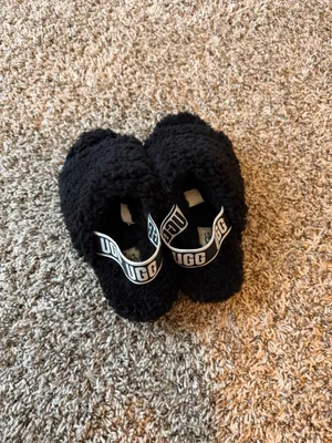 UGG black Fluff Yeah flatform slippers Sz 7 thumbnail 2